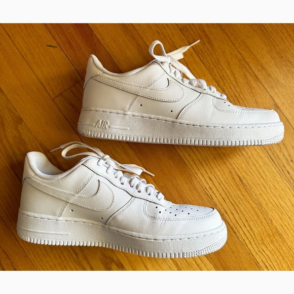 Nike Air Force 1 Womens Leather - Picture 3 of 5